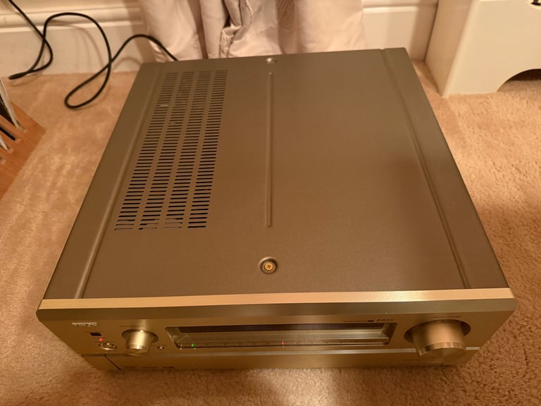 Denon AVC-A1D AV receiver amplifier 
