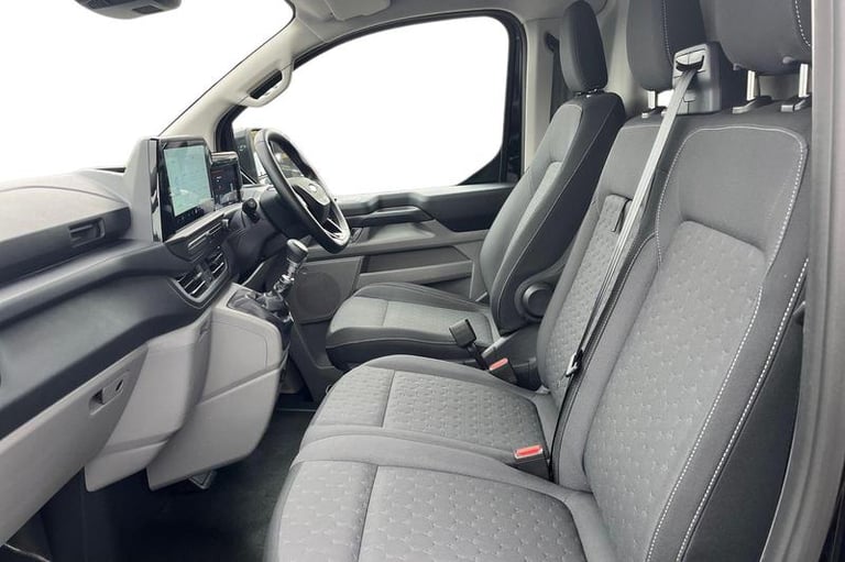 2025 Ford Transit Custom 280 Limited L2 LWB FWD 2.0 EcoBlue 136ps FRONT HEATED WINDSCREEN, CRUISE...