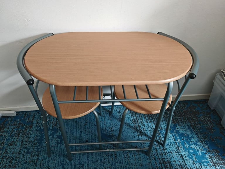 Compact dining set, table and 2 chairs