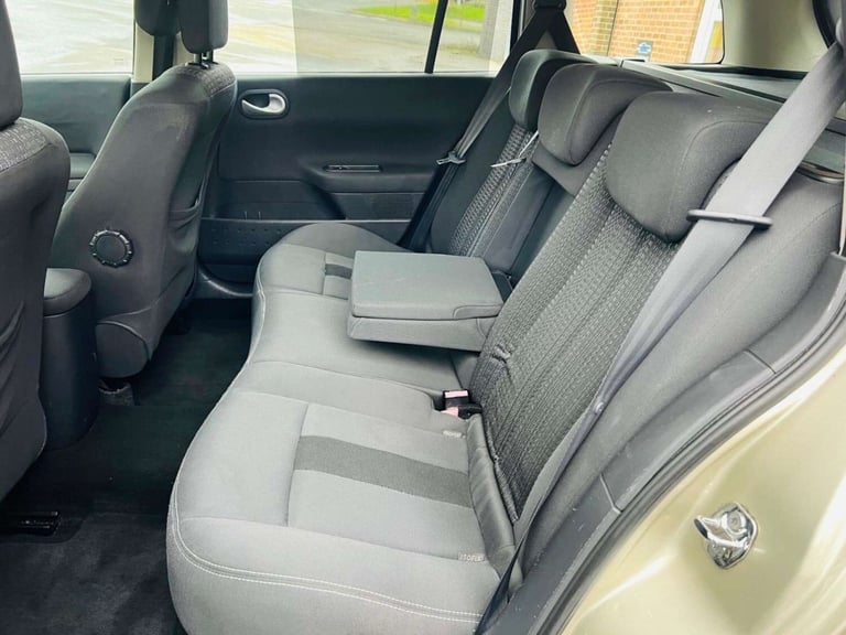 2008 Renault Megane 1.9 dCi FAP Dynamique S Estate 5dr Diesel Manual (154 g/km, 130 bhp) Estate D...