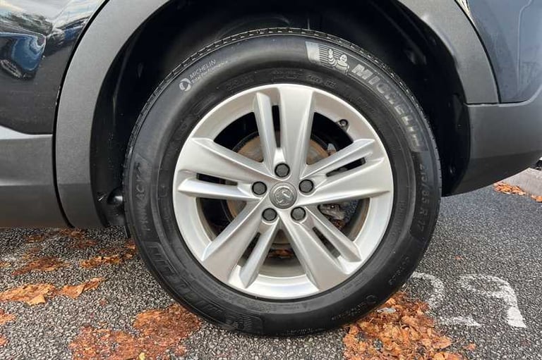 2019 Vauxhall Grandland X 1.2 Turbo SE 5dr HATCHBACK PETROL Manual