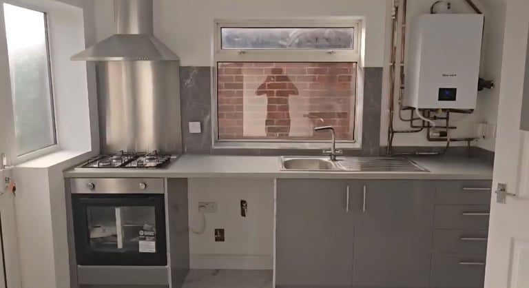 3 bedroom semi detached house to let 