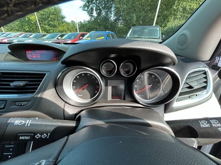 2016 Vauxhall Mokka 1.6i Exclusiv SUV 5dr Petrol Manual 2WD Euro 6 (s/s) (115 ps) HATCHBACK Petro...