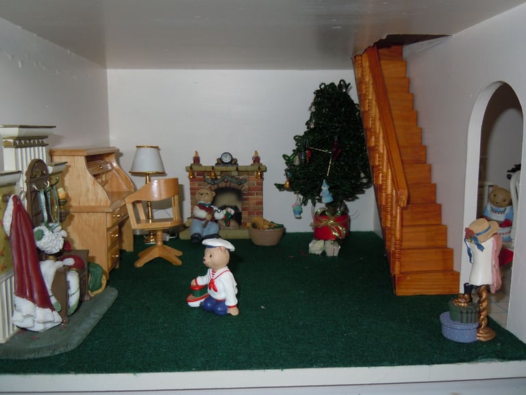 Dolls House complete with Furniture,Figures,Toys,Crockery,Pans,Xmas decorations and Accessories