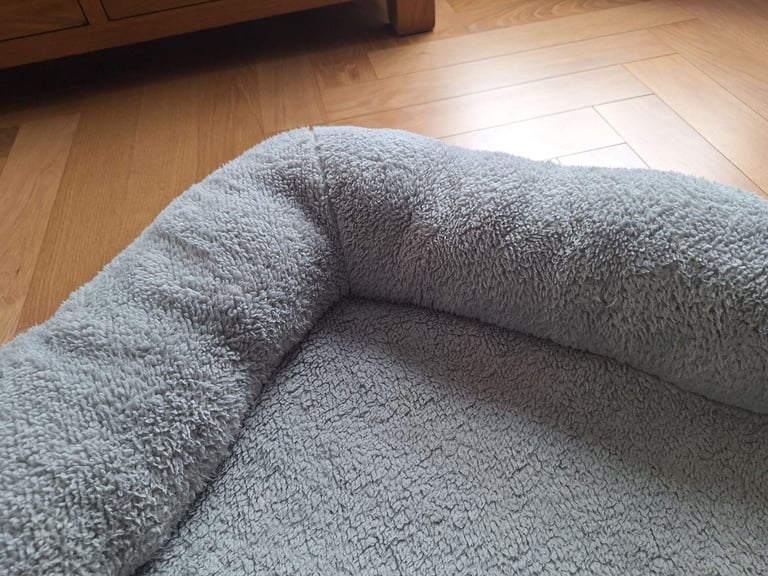 Orthopaedic dog bed 