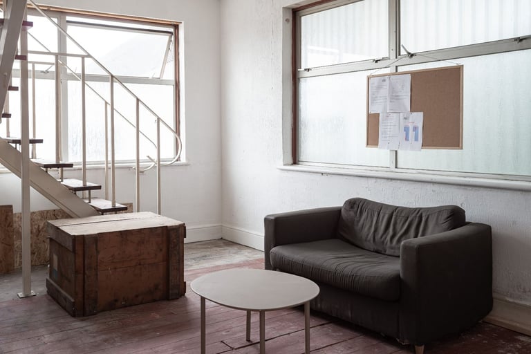 Charming Loft Studio Workspace for Creatives | 20% Off | Leyton, E10
