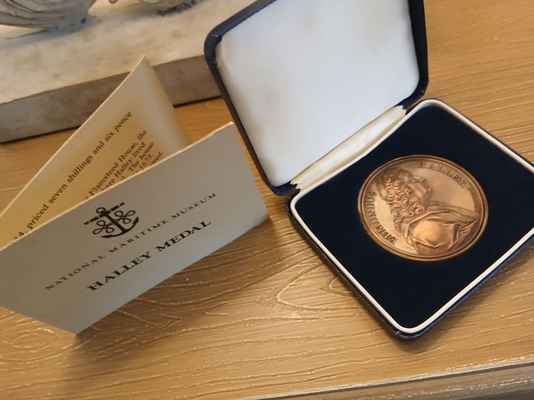 image for National Maritime Museum  .... Halley Medal ... in original case 
