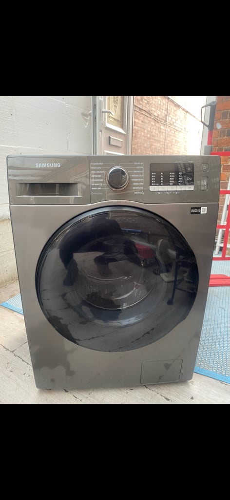 Samsung washer dryer 9/6kg in excellent condition #68