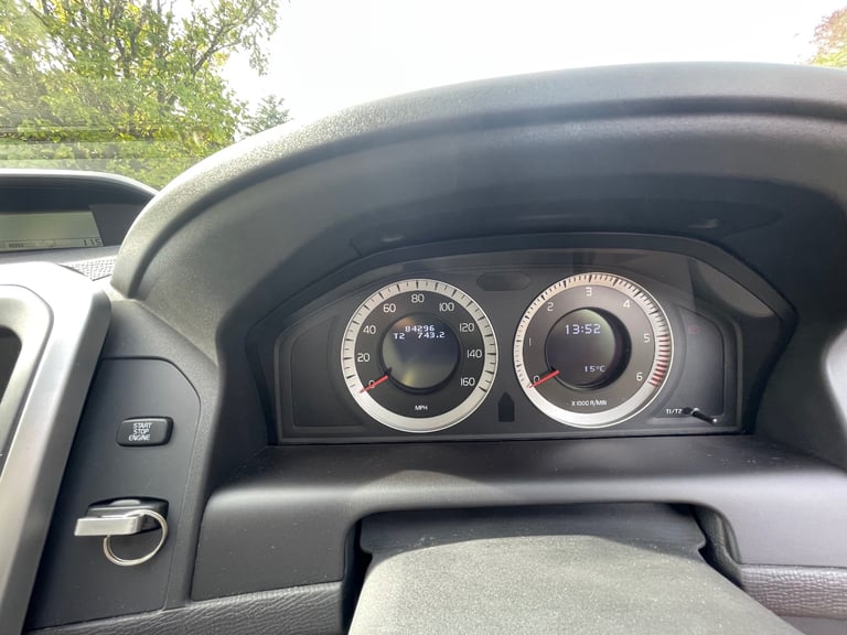 Volvo, XC60, Estate, 2010, Semi-Auto, 2400 (cc), 5 doors