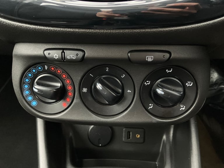 2015 Vauxhall Corsa 1.2 Excite 5dr [AC] Hatchback PETROL Manual