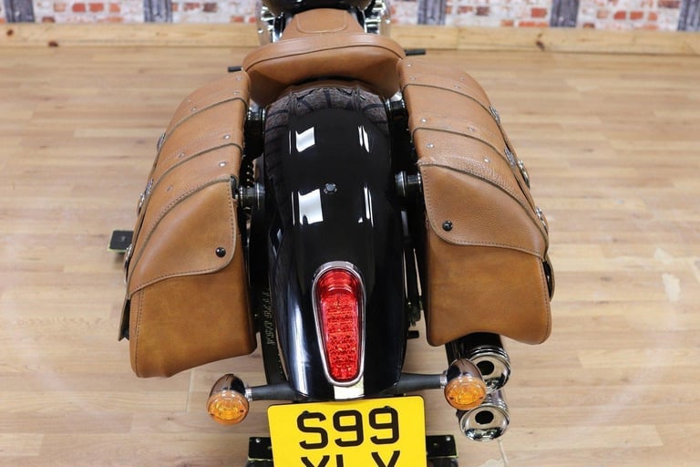 2016 INDIAN SCOUT - 11,274 MILES - INDIAN STAGE 1 EXHAUST, PANNIERS AND SCREEN