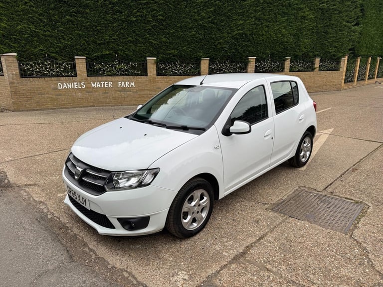 2015 Dacia Sandero 1.5 Dci Laureate Hatchback HATCHBACK Diesel Manual