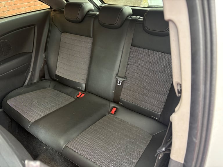 Vauxhall Corsa 1.6T Vxr Artic White edition 
