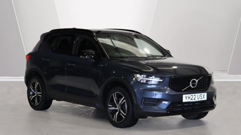 image for  Volvo XC40 T3 R-Design Manual (Park Assist, Powered Tailgate, Privacy Glass) Petrol Manual
