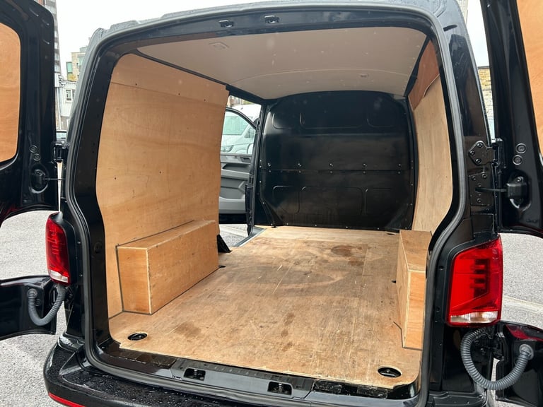 2023 Volkswagen Transporter 2.0 TDI 150 Highline Van PANEL VAN Diesel Manual