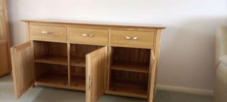 image for Large Sideboard in immaculate condition