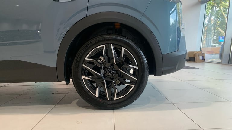 2025 Peugeot 3008 1.2 Hybrid 145 GT 5dr e-DSC6 HATCHBACK PETROL Automatic