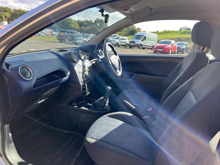 2007 Ford Fiesta 1.25 Style Climate 3dr HATCHBACK Petrol Manual - Image 8