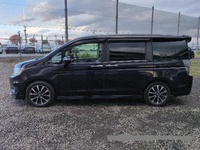 Honda stepwagon spada cool spirit 2.0 auto purple only 37k miles due in febuary