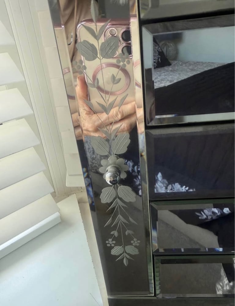 Mirrored Jewellery box large with 5 drawers 