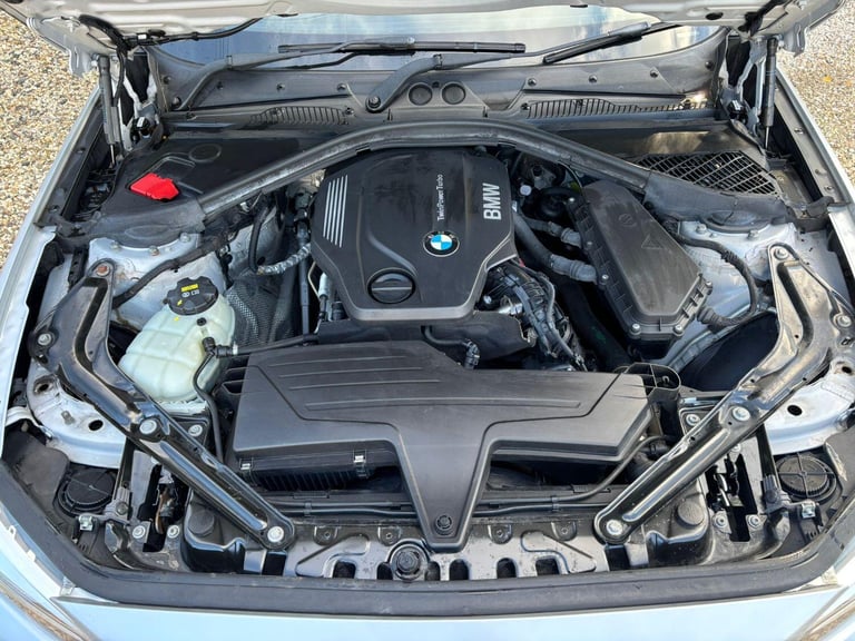 BMW 2 SERIES 2.0 220d M Sport Convertible 2015