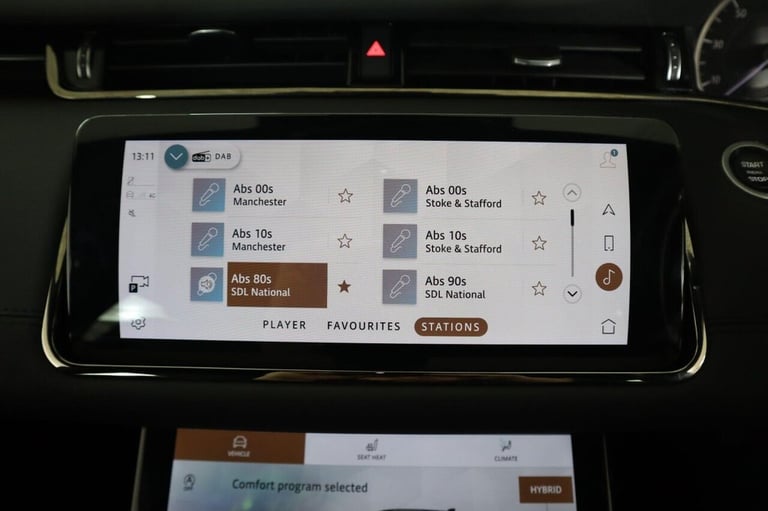 2022 Land Rover Range Rover Evoque 1.5 P300e 12.2kWh R-Dynamic SE Auto 4WD Euro 6 (s/s) 5dr Autom...