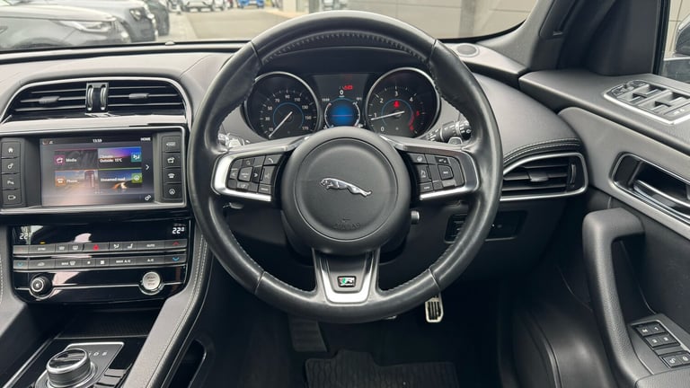2017 Jaguar F-Pace 2.0d R-Sport 5dr Auto AWD Diesel Estate Estate Diesel Automatic