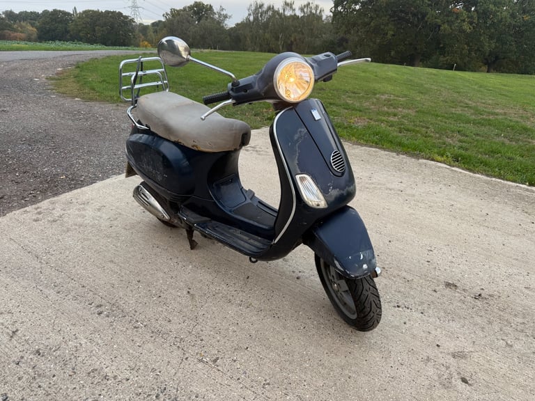 Piaggio, VESPA LX 125cc,  MOT’d No advisories 