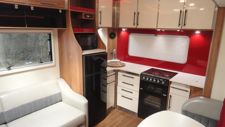 Fifth Wheel Co Celtic Rambler 5th wheel trailer