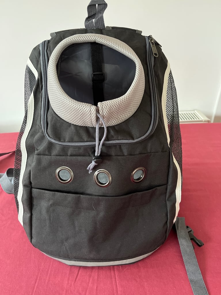 image for Small dog/puppy back/ front carrier