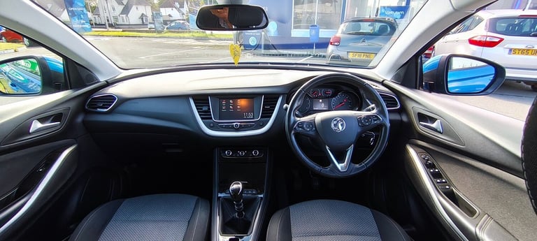 2020 Vauxhall Grandland X 1.2L SE Premium T SUV 5dr Petrol Manual Euro 6 (128 bhp) SUV Petrol Manual