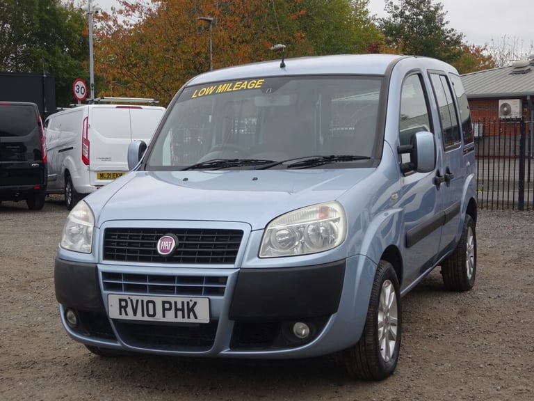 2010 (10) FIAT DOBLO DYNAMIC 1.4 8V PETROL *ONLY 24,000 MILES* (4 SEATS + W/CH)