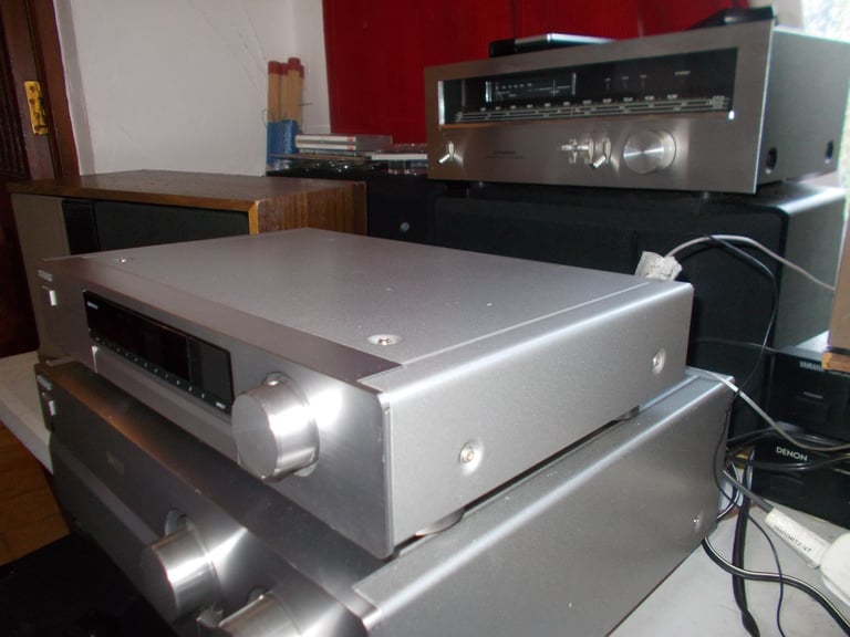 ST-SB920 QS ASM SILVER HIGH END FM AM RDS TUNER