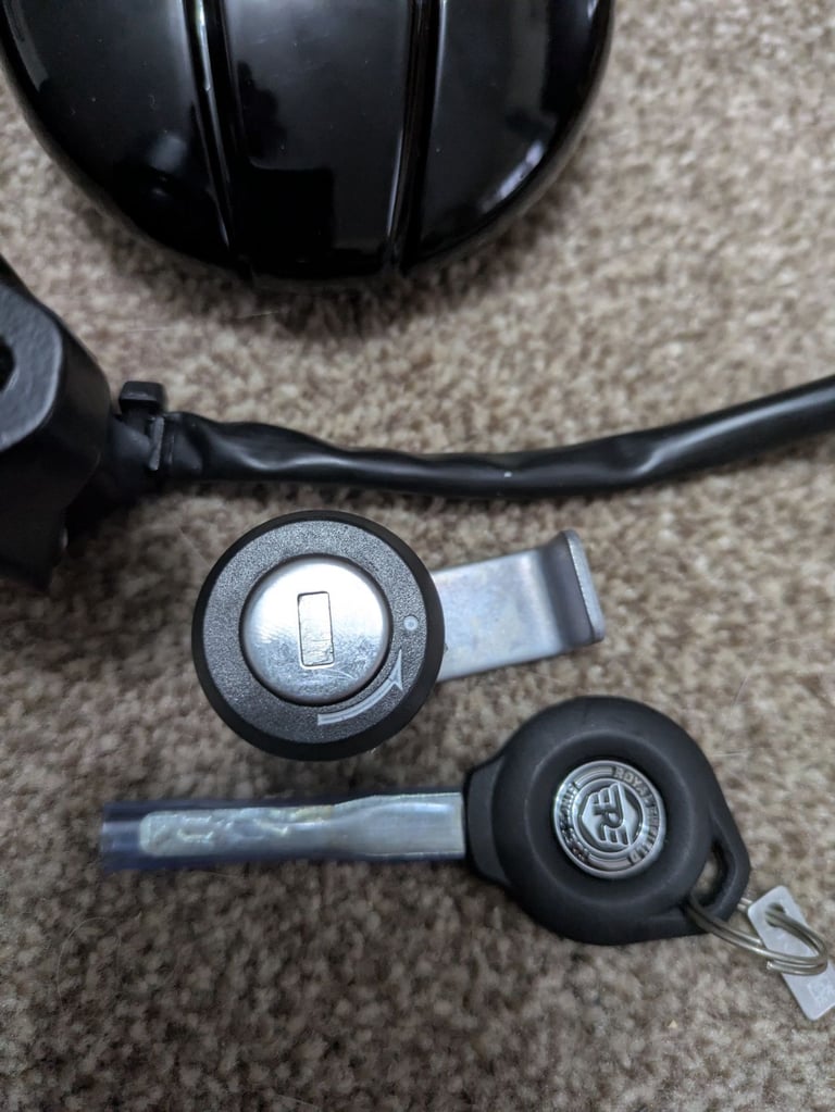 Royal Enfield Lock set for shotgun 650