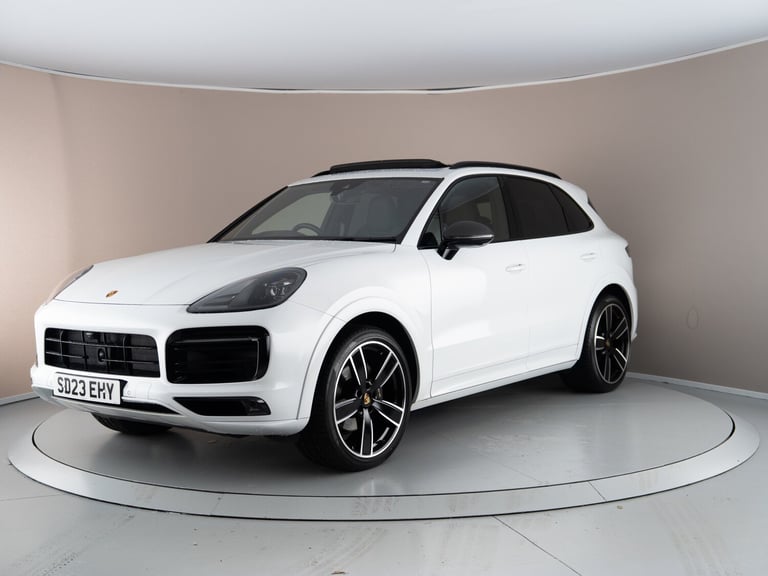 2023 Porsche Cayenne 3.0T V6 Platinum Edition SUV 5dr Petrol TiptronicS 4WD