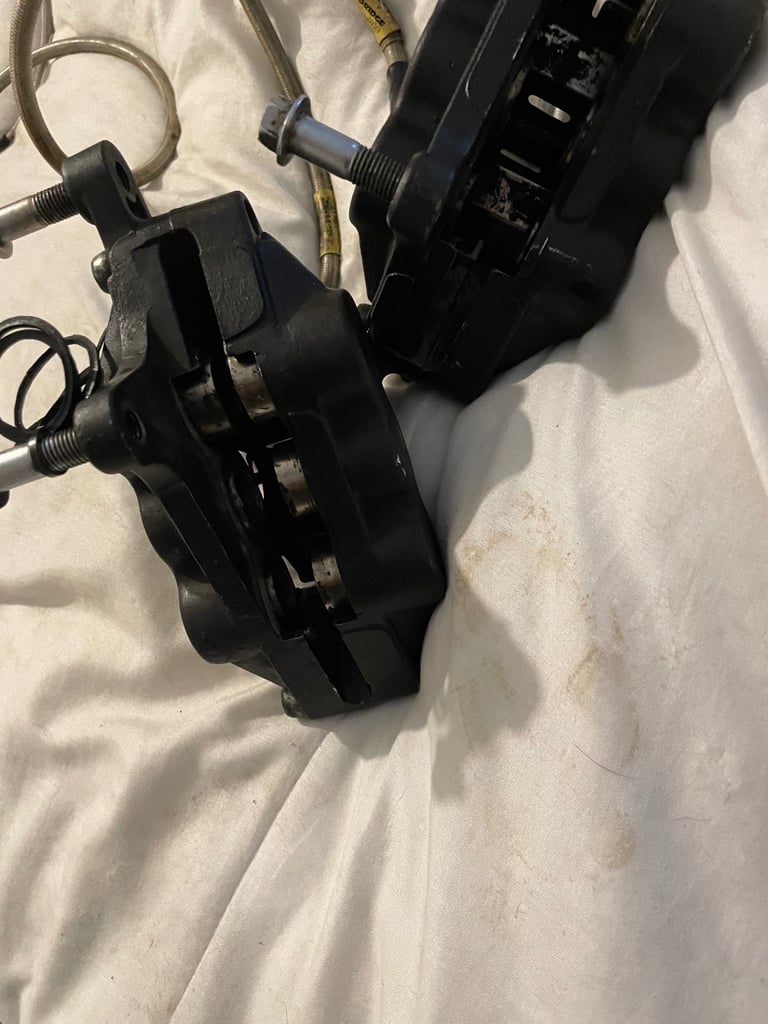 Brake callipers 