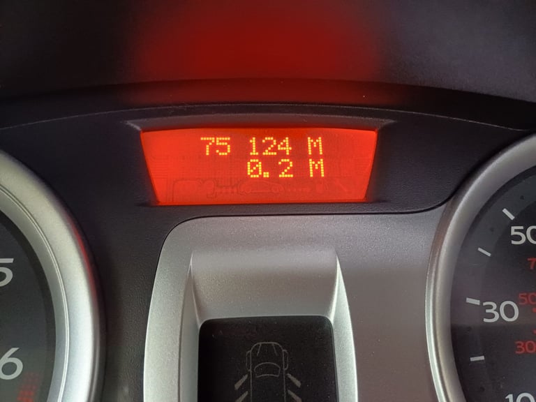 Renault, CLIO, Hatchback, 2008, Manual, 1149 (cc), 3 doors