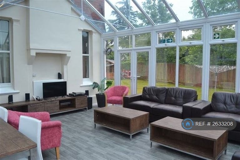 1 bedroom in Barnwood Road, Gloucester, GL2 (#2633208)