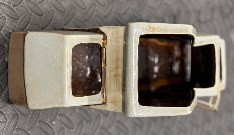 Four Cottage Glazed Ceramic Planter by Village Pottery (Brand new unwanted gift)