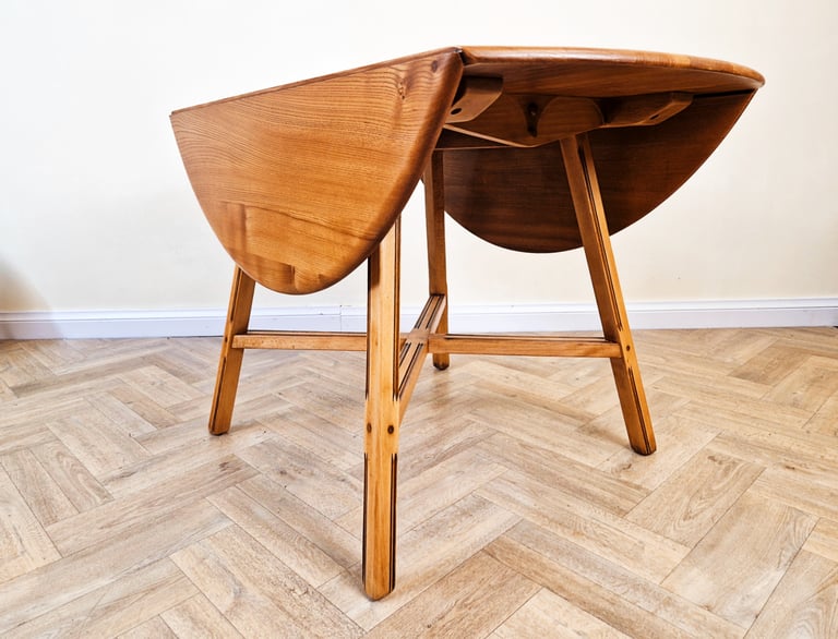 Ercol Vintage Mid Century Solid Elm Danish Design Extending drop Leaf Dining Table BL682