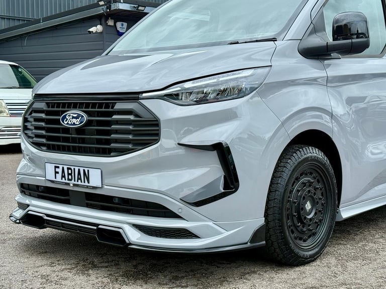 2024 Ford Transit Custom 2.0 Limited Auto **Motion R Kit - Day Van - 5 Seater**