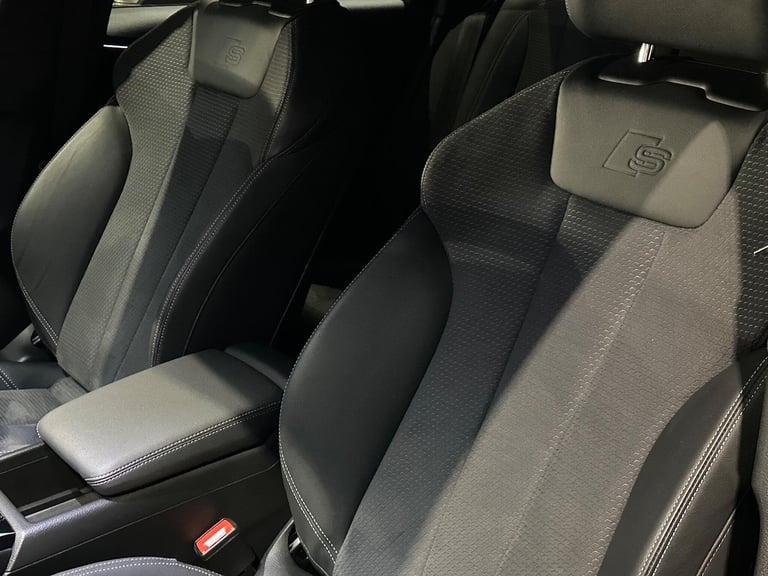 2024 Audi A4 Avant 2.0 TDI 40 Black Edition S Tronic quattro Euro 6 (s/s) 5dr ESTATE Diesel Autom...