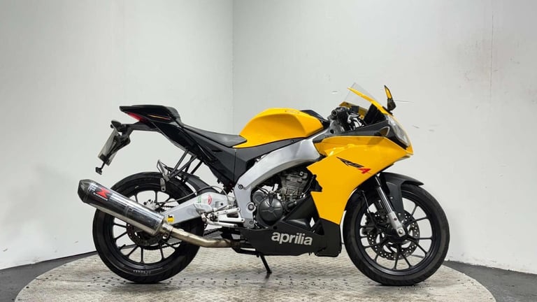 Aprilia RS 2016 14K GOOD RUNNING PROJECT BIKE SPARES OR REPAIR 125CC SPORT