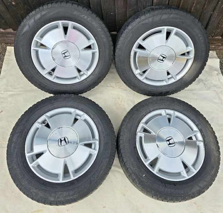 Honda civic hybrid tyre and alloy 195/65 R15