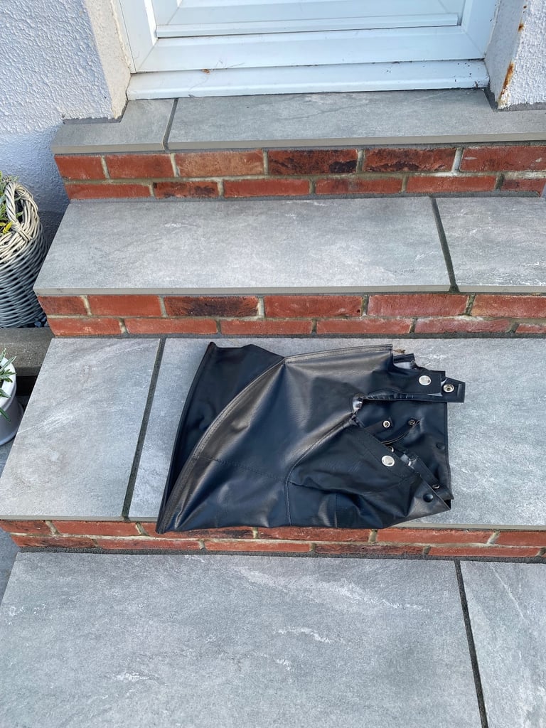 image for Mx5 tonneau cover 