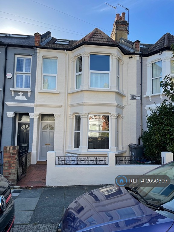 image for 2 bedroom flat in Eastbury Grove, Chiswick, W4 (2 bed) (#2650607)