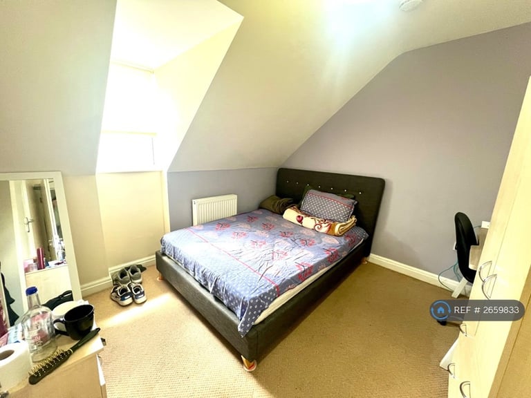 6 bedroom house in Gordon Street, Leamington Spa, CV31 (6 bed) (#2659833)