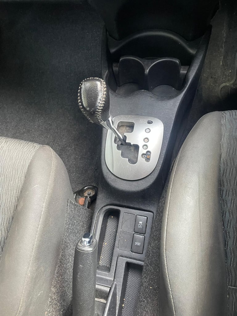 Toyota yaris automatic 1.3 petrol Ulez compliant