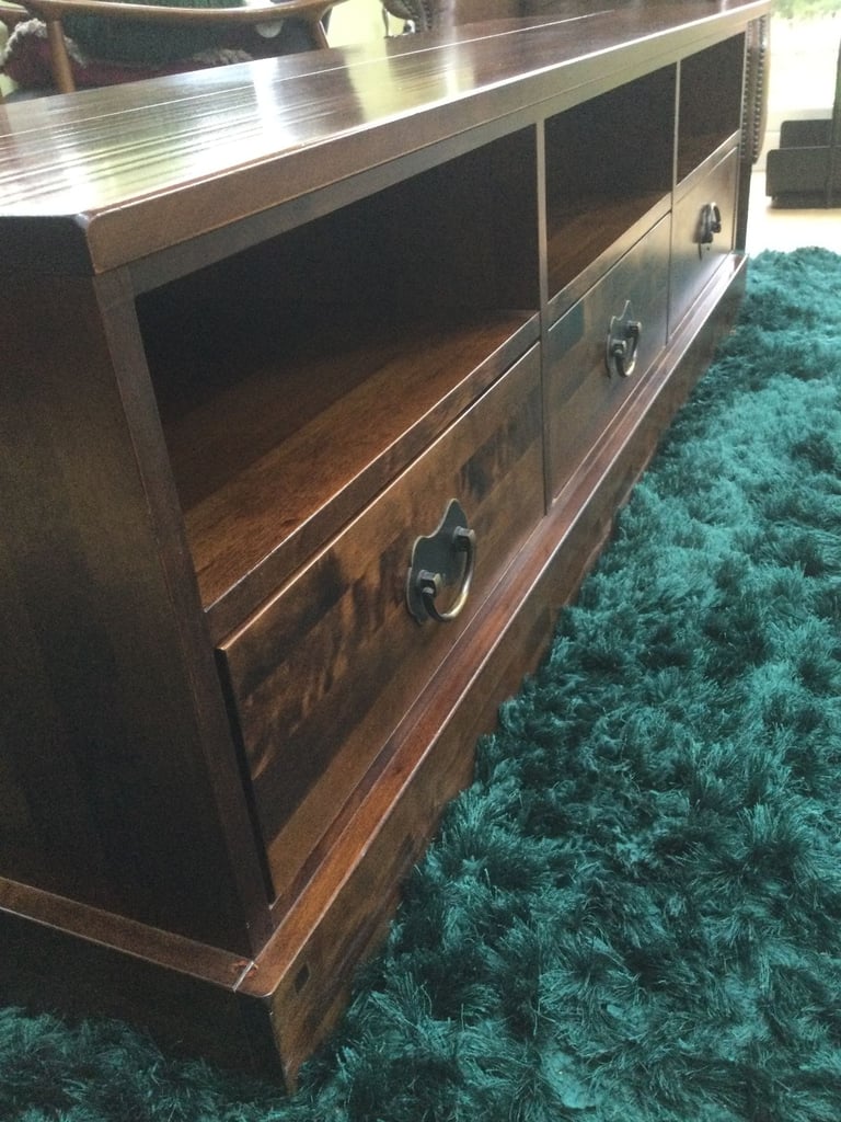 LAURA ASHLEY TV UNIT