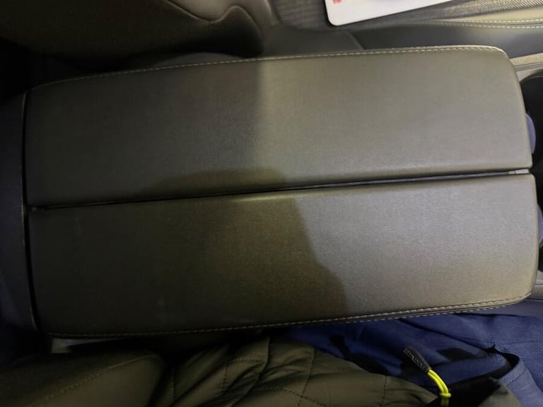 2023 Peugeot 5008 1.5 Bluehdi Allure Suv 5dr Diesel Eat Euro 6 (s/s) (130 Ps) HATCHBACK Diesel Au...